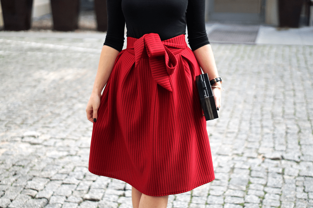 czerwona spódnica sheinside z kokardą