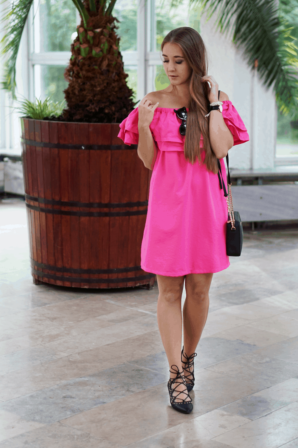 różowa sukienka sheinside hiszpanka offshoulder